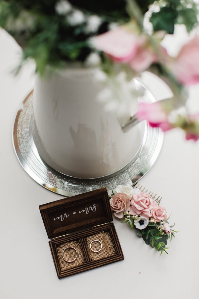 -6-1632214637-53Thegarden-yalding-kent-wedding-photography-taliphotofilm