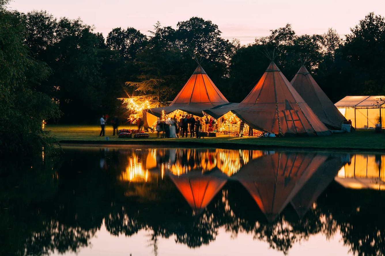 Four Oaks Farm, Sussex. Wedding venue, Wedding planner, wedding photographer, wedding videographer, wedding styling