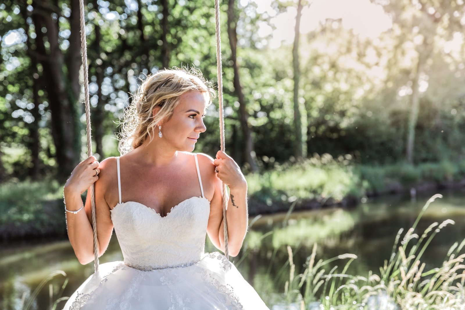 Wedding-photography-tali-uk-sussex-surrey-kent-hampshire-london-boho-natural-best-organic-modern-documentary-film-england-europe-elopements-407