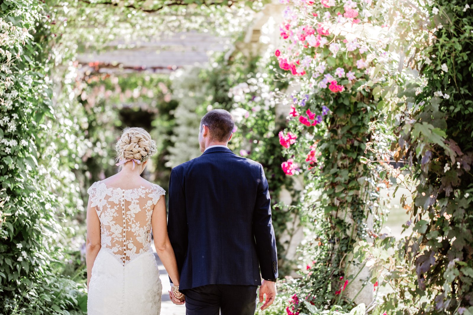 Wedding-photography-tali-uk-sussex-surrey-kent-hampshire-london-boho-natural-best-organic-modern-documentary-film-england-europe-elopements-543