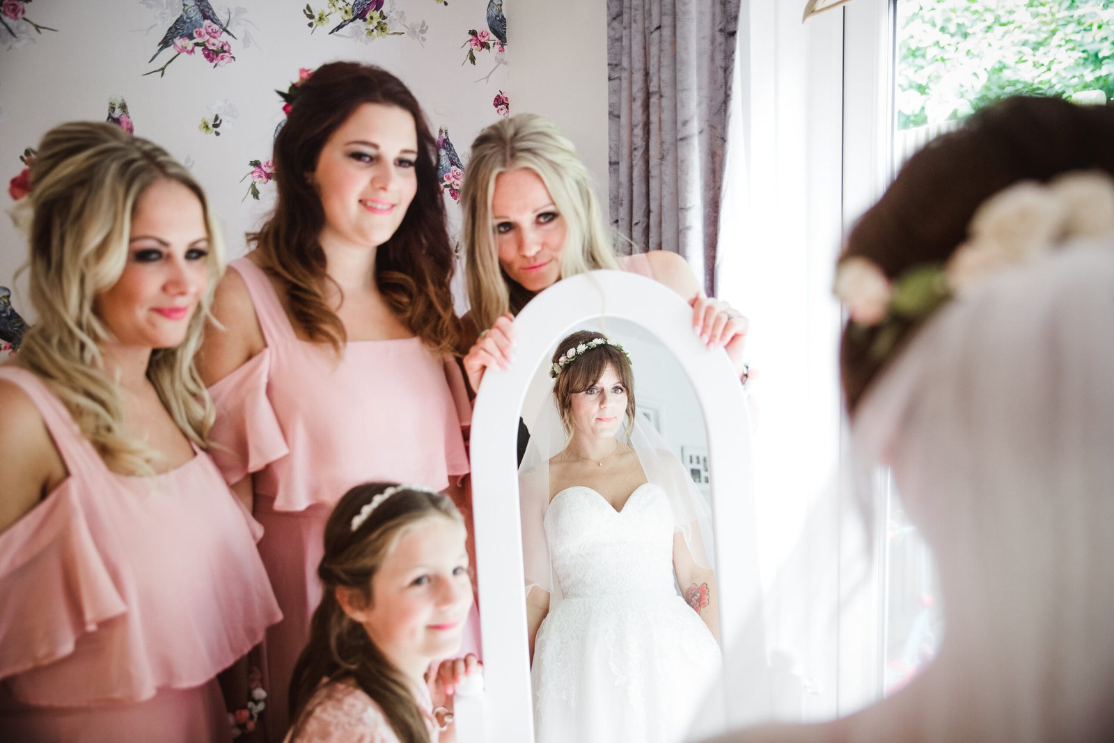 Wedding-photography-tali-uk-sussex-surrey-kent-hampshire-london-boho-natural-best-organic-modern-documentary-film-england-europe-elopements-42